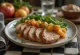 Pork loin ăn kèm mứt táo và trang trí với cỏ xạ hương tươi