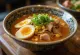 Miso ramen với thịt xay, trứng luộc và rau củ