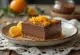 Bánh mousse socola cam cắt lát