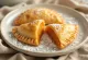 Bánh Empanada khoai lang kiểu Chile, bánh empanada khoai lang, trong lớp vỏ vàng nâu