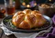 Bánh mì tết thừng Challah vàng rực