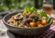 Tô buddha bowl quinoa với nấm xào và khoai lang nướng