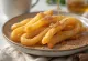 Churros với mật ong, churros vàng nâu phục vụ cùng sốt mật ong